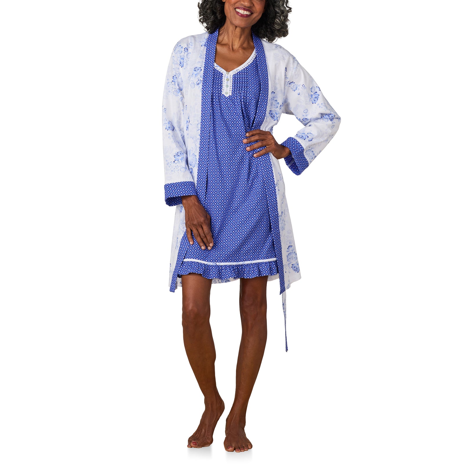 A lady wearing Blue Dream Cotton Jersey Travel Set
