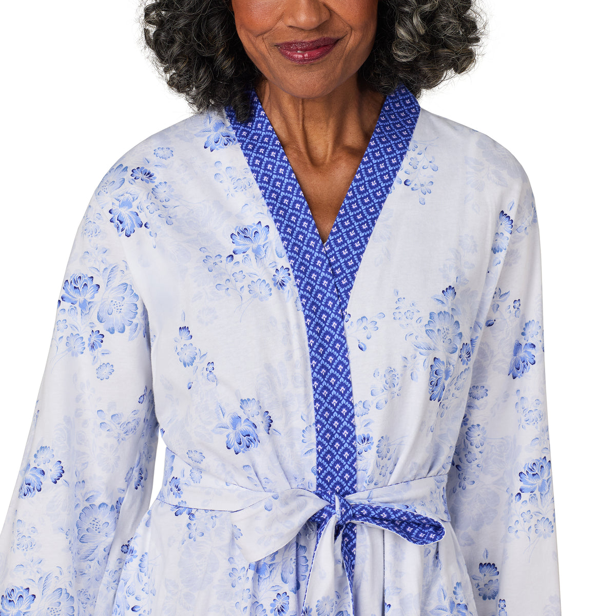 A lady wearing Blue Dream Cotton Jersey Travel Set